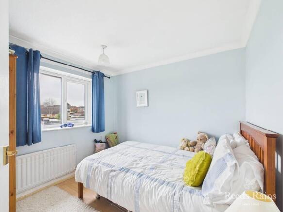 3 bed Semi-Detached for sale Image 9