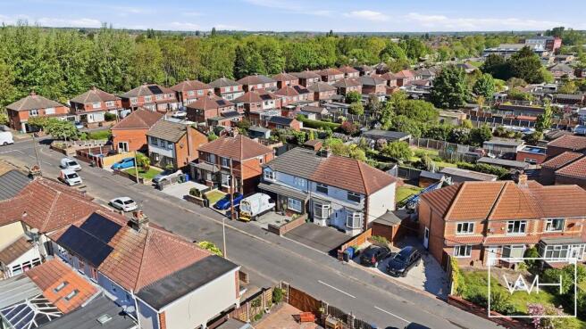 4 bed Semi-Detached for sale Image 5