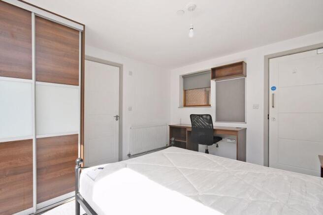 1 bed Flat for sale Image 7
