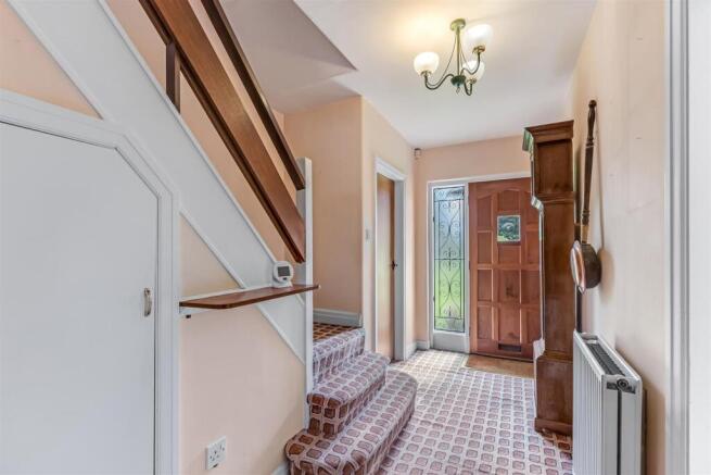 4 bed Detached for sale Image 4