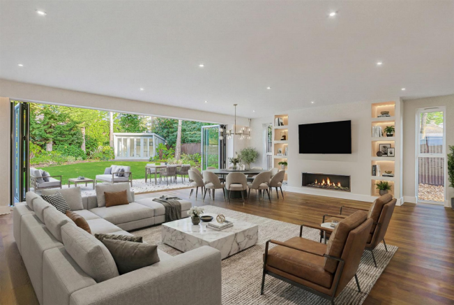 Open Plan Living / Dining