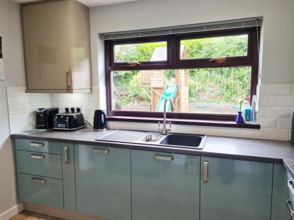 Kitchen final.jpg
