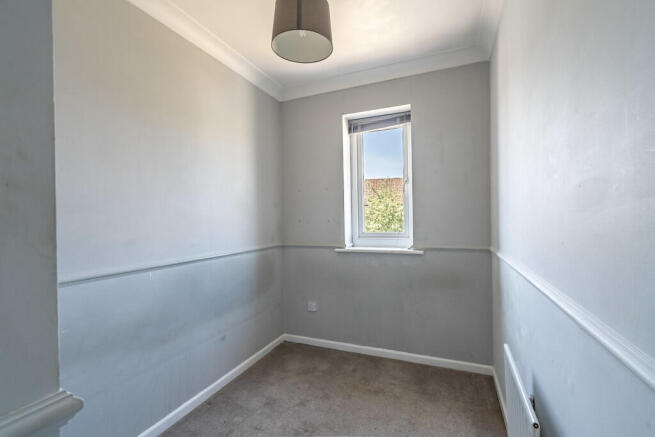 4 bed Semi-Detached for sale Image 9