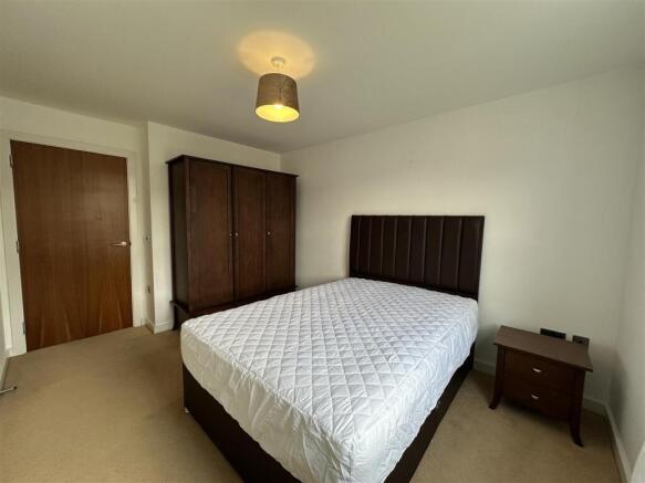 1 bed Flat for sale Image 11