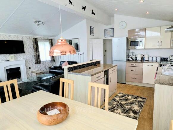 Lounge/Diner/Kitchen