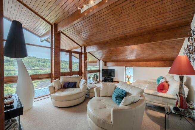 19 Oaks Court-19.jpg