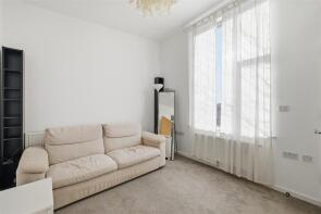 1, 19 Ashton House, Brent Road, Canning Town, London E16 1PF