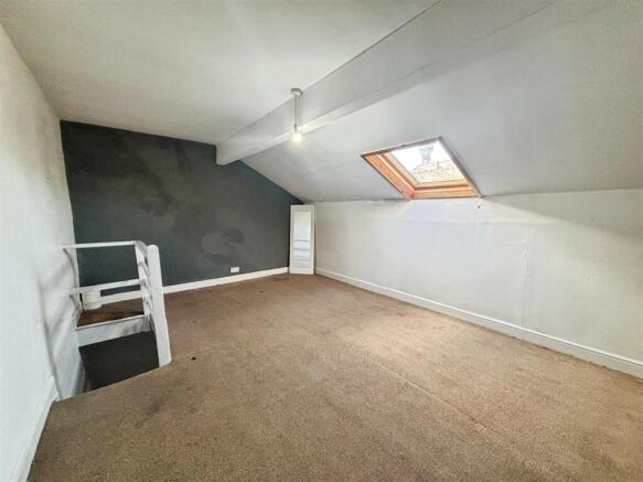 2 bed Terraced for sale Image 11