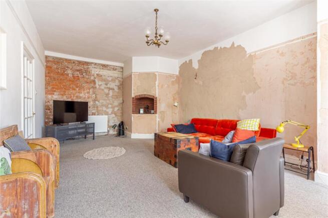 Living-Room-1.jpg