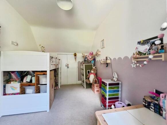 pbox-bedroom-333910.jpg