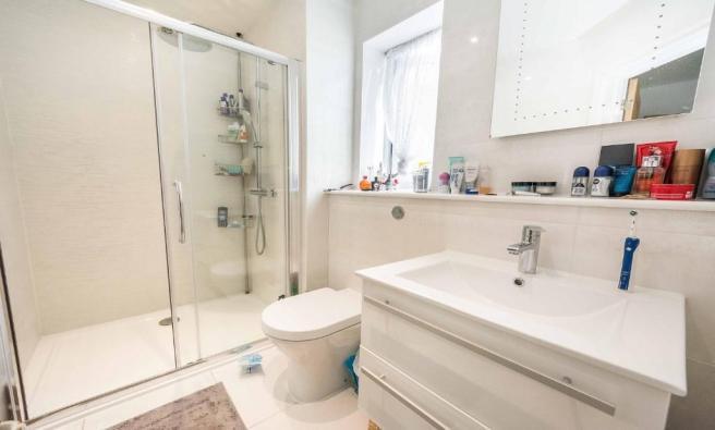 En-suite Bathroom