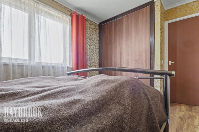 1 bed Flat for sale Image 9