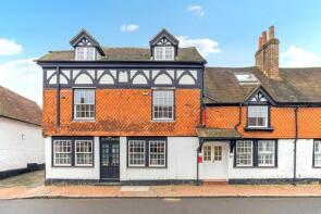 Flat 3, 62 The Old Red Lion, High Street, Great Missenden HP16 0AU