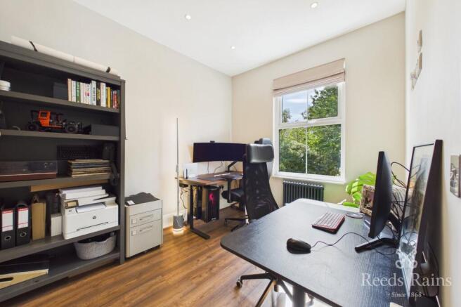 3 bed Terraced for sale Image 11