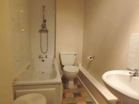 Photo 6