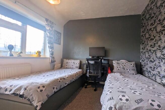 3 bed Semi-Detached for sale Image 9