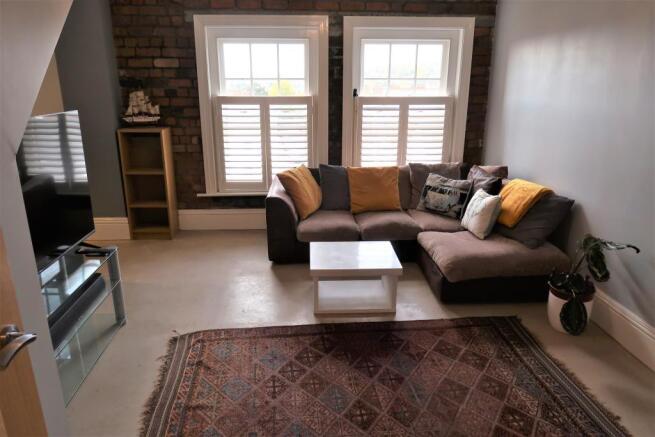 Living Room (2)