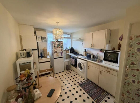 Flat 68 Windmill Court, 52 Mapesbury Road, London, NW2 4JH photo 4