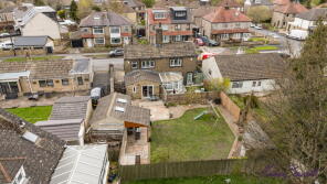 136, Poplar Grove, Bradford BD7 4JT