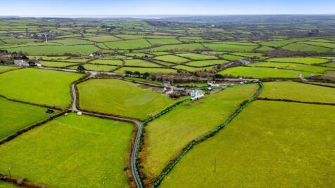 Stunning Home with Land & Consent for Additional Dwelling