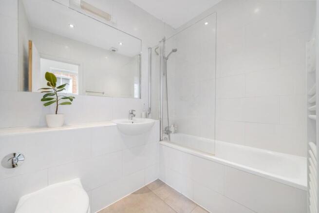 Bathroom.jpg