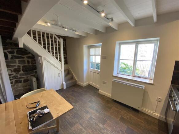 Living Area.JPG