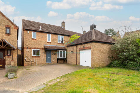 Wentworth Avenue, Wellingborough, NN8 5WD
