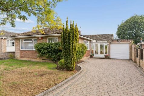 Cambridge Close, Langford, Biggleswade, SG18