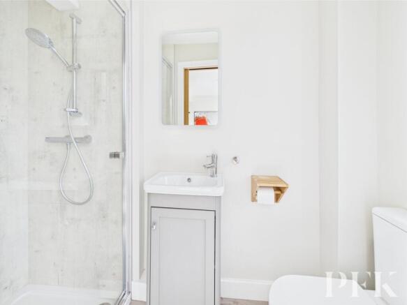 Bedroom 1 Ensuite