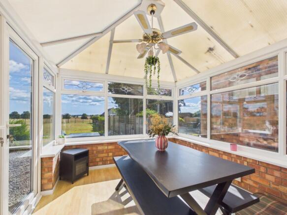 3 bed Semi-Detached for sale Image 10