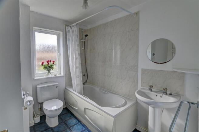 Bathtoom