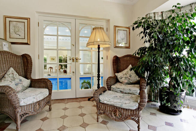 Sun Room / Garden...