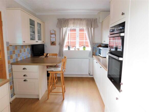 Photo 11