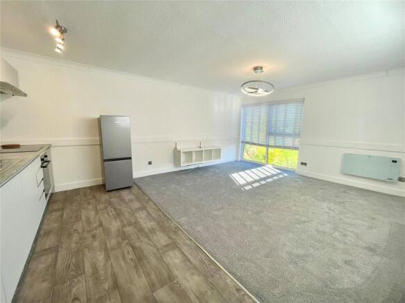 Lounge/Kitchen