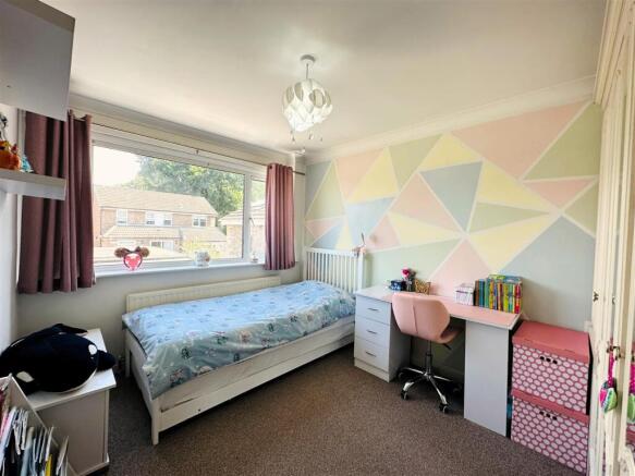 3 bed Detached for sale Image 11