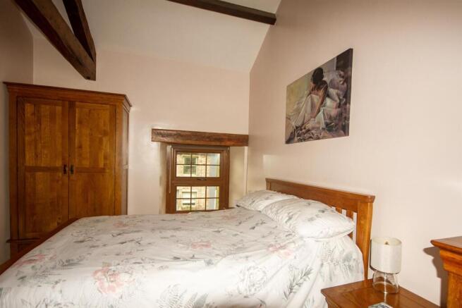3 bed Terraced for sale Image 9