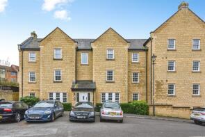 69, Flowers Yard, Chippenham SN15 3BN
