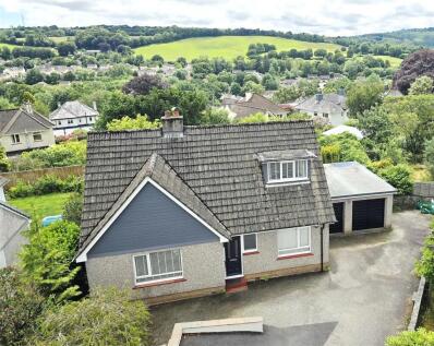 Priory Close, Tavistock