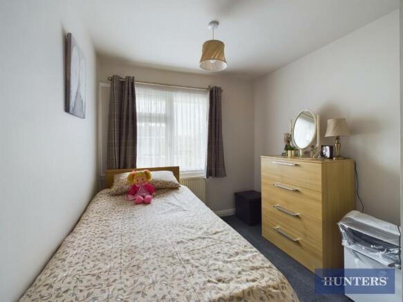 Bed 3.jpg
