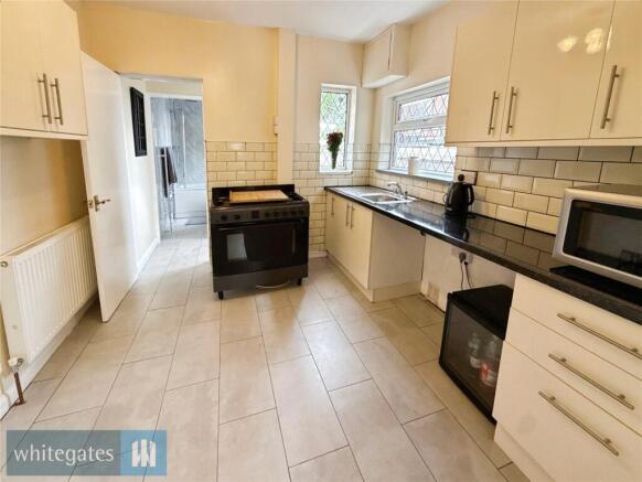 3 bed Terraced for sale Image 4