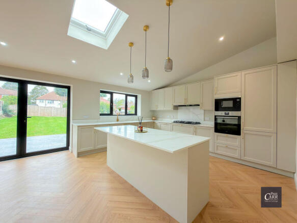 OPEN PLAN LIVING KITCHEN