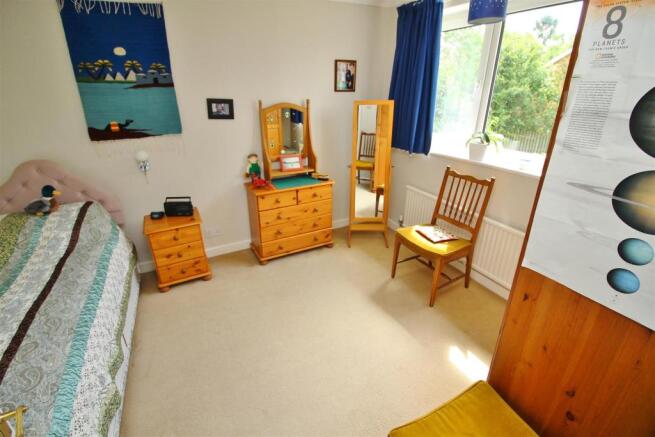 24 Bed 3.JPG