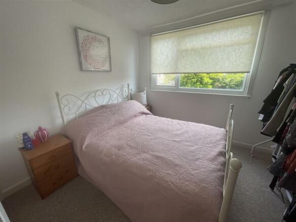 BEDROOM 2