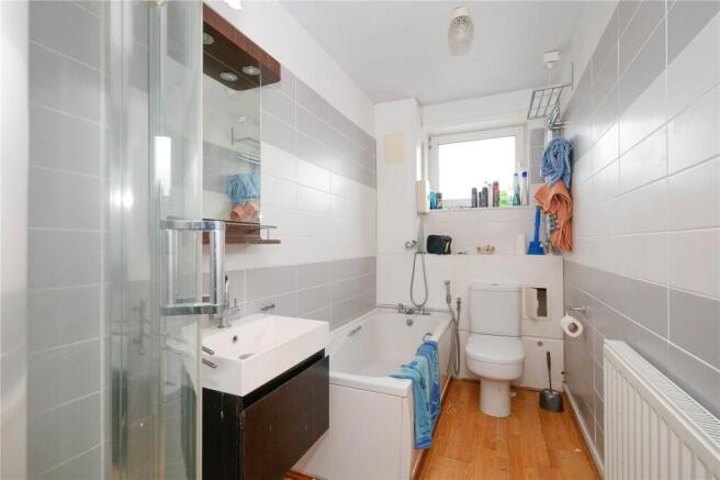 1 bed Flat for sale Image 6