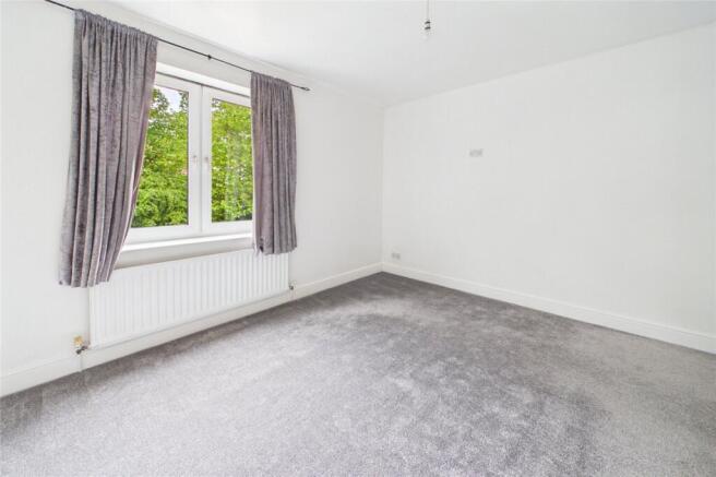 3 bed Semi-Detached for sale Image 11