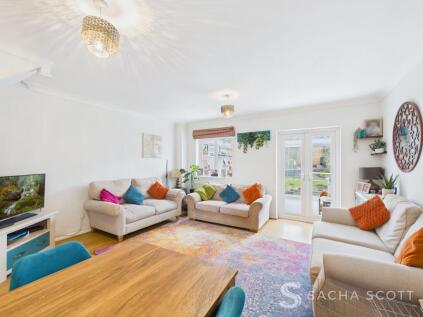 Four Bedroom Terraced Family Home, Lower Dunnymans, Banstead, SM7