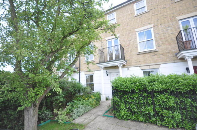 Photo 10