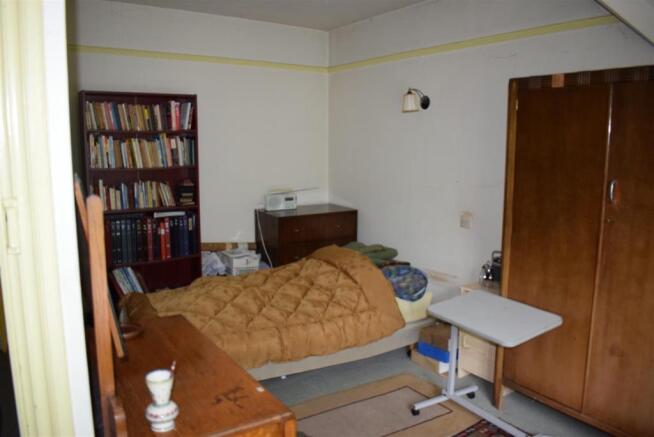 14bedroom.JPG
