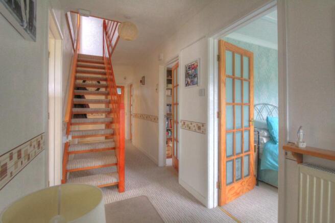 3 - Entrance hallway