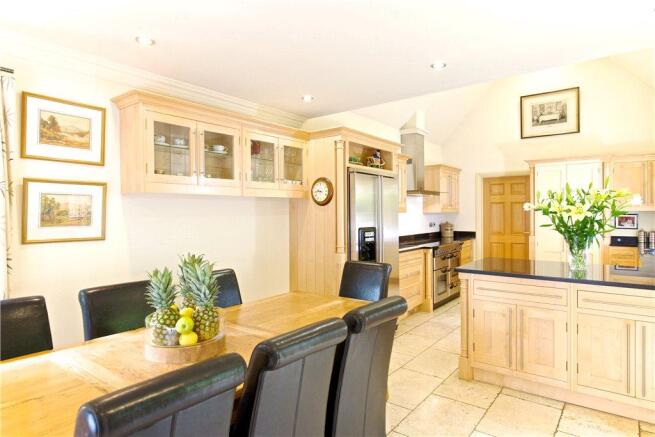 Kitchen/Dining